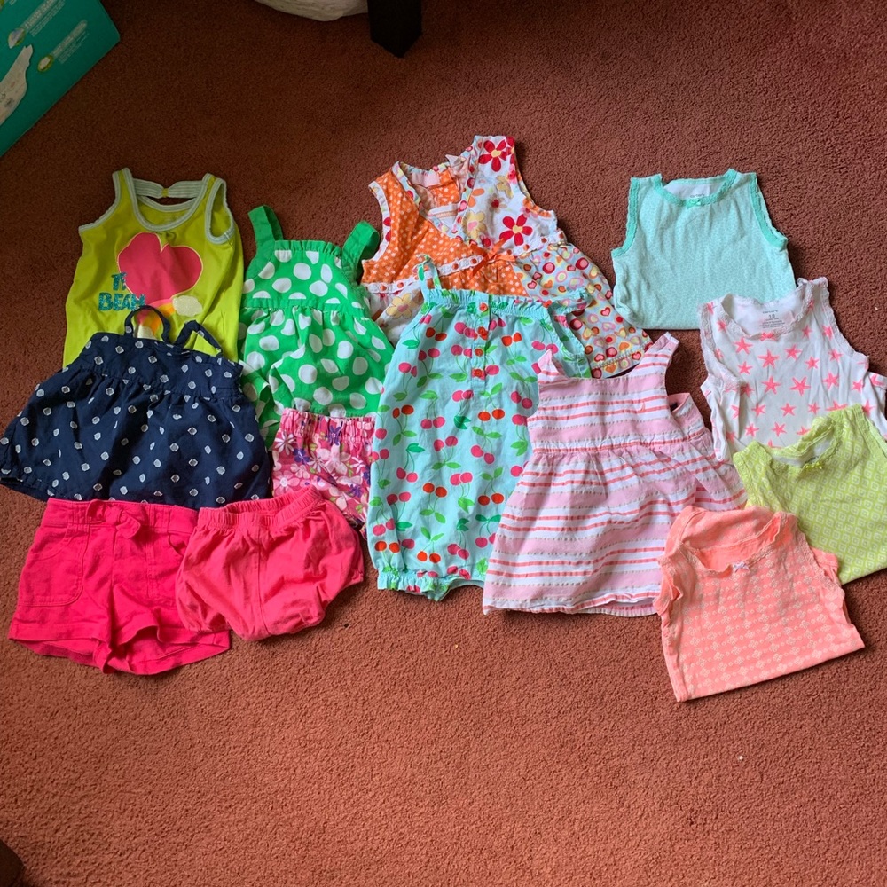 Bundle of summer tops